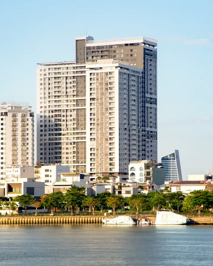 Sân thượng